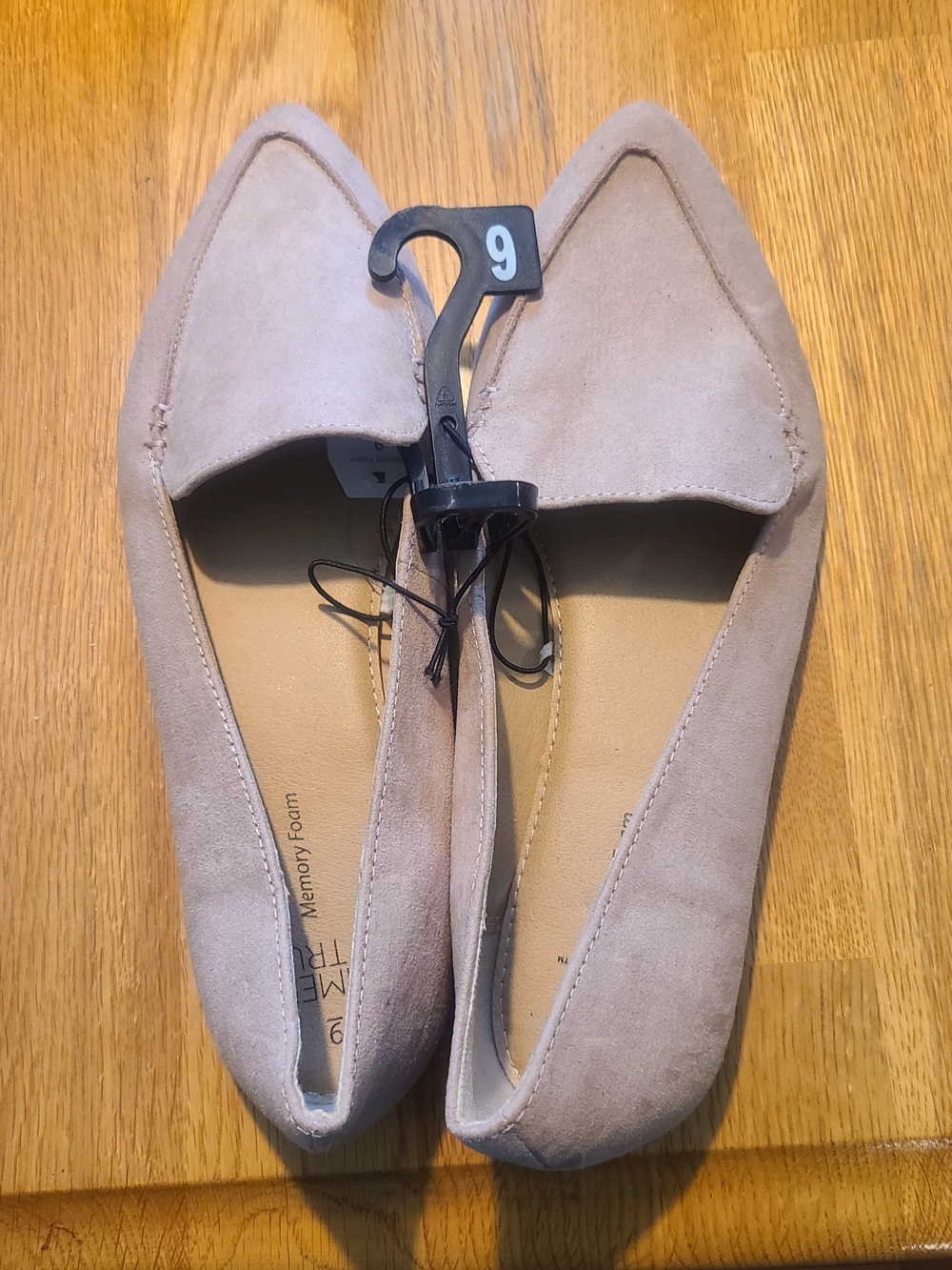 Pointed Toe Women’s Flats in Beige- Comfortable Memory Foam